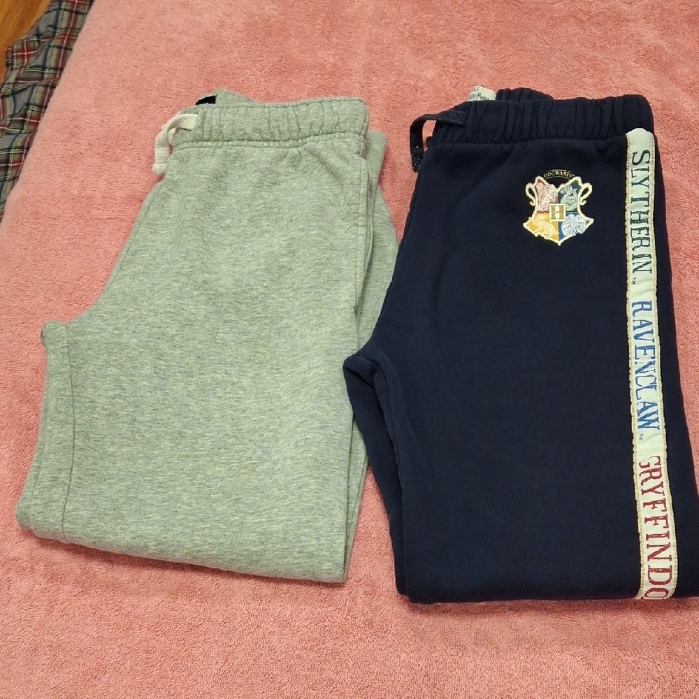 Lots of 2 sweat pants. Size 10-12